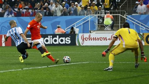 FIFA World Cup 2014 Semifinal Highlights: Argentina Through to Final after Edging Netherlands on ...