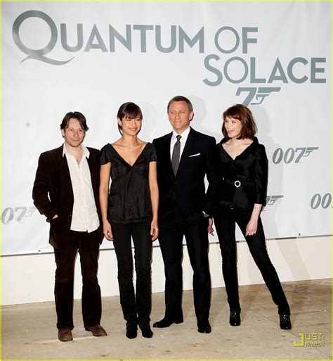 Daniel Craig Seeks His 'Quantum of Solace': Photo 879861 | Photos ...