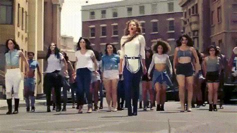 Jennifer Lopez's Fashion in "Ain't Your Mama" Video | POPSUGAR Latina