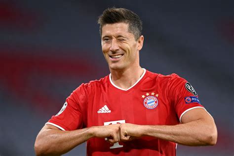 Bayern Munich striker Robert Lewandowski voted Champions League Player of the Week - Bavarian ...