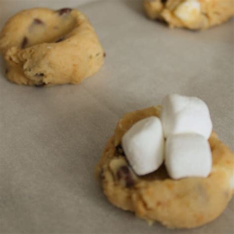 S'mores Marshmallow Cookies - Simply Scrumptious