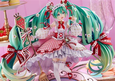 Good Smile Company Hatsune Miku: 15th Anniversary Ver. 1/7 Scale Figure | Character Vocal Series ...