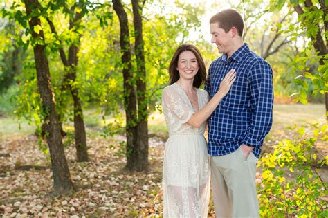 Colleyville Nature Center Engagement Photos