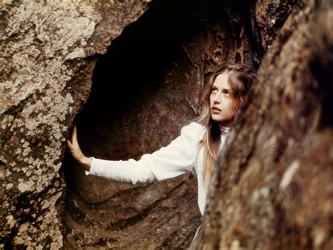 The Movie Sleuth: Criterion Corner: Picnic at Hanging Rock (1975) - Reviewed