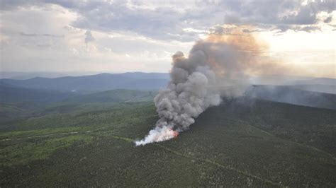 Lightning sparks new Yukon wildfires near Dawson, Mayo - North - CBC News