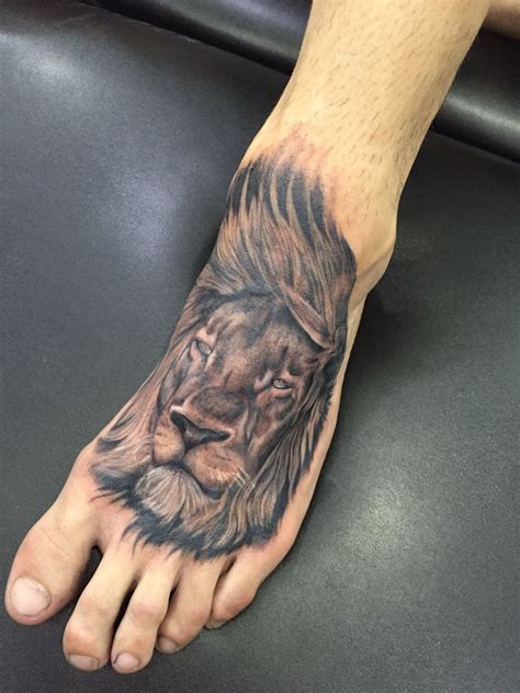 Aggregate 68+ lion tattoo foot latest - in.cdgdbentre