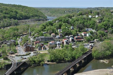 Best Hikes In Harpers Ferry - A Great Way To Spend A Weekend