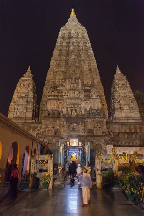 Mahabodhi Temple in Night-time Lighting. Stock Photo - Image of buddhist, kagyu: 79853658