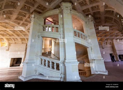 Double helix spiral staircase, Château de Chambord, Chambord, Loir-et ...