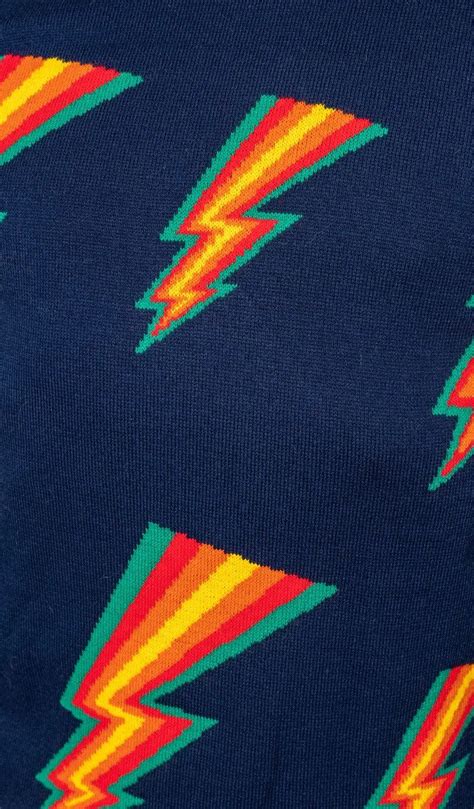 Run and Fly Retro Rainbow Lightning Bolt Jumper XS S M L XL XXL 3XL 4XL ...