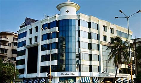 Marine Plaza Hotel Mumbai | 5 star hotel in Mumbai | information about ...