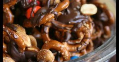 Pretzel Snack Mix Recipes | Yummly