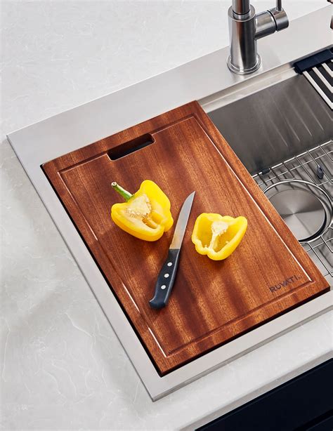 Wood Cutting Boards vs. Bamboo Cutting Boards - Ruvati USA