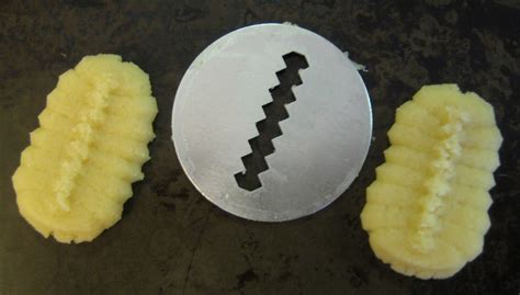 ChemEats: Cookie Press Shapes