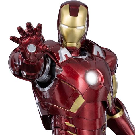 Marvel Studios: The Infinity Saga Iron Man Mark 7 DLX Action Figure