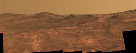 Opportunity Rover Sees Rock Spire in Mars Crater (Photo)