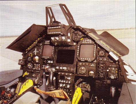 LOCKHEED F-117 NIGHTHAWK - Flight Manuals