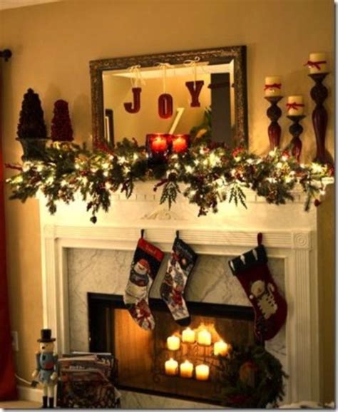 20+ Decorating Fireplace For Christmas - DECOOMO