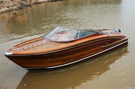 My God this is beautiful. Yacht Design, Boat Design, Wooden Boat Kits, Wood Boat Plans, Wood ...