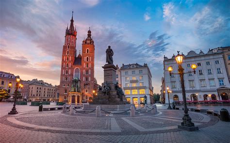 Wallpaper : krakow, Poland, church, Main square, Polish 1680x1050 - evienth - 1546427 - HD ...