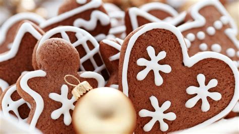 Christmas Gingerbread Wallpaper - WallpaperSafari