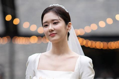 Jang Nara Gets Married + Agency Shares Dazzling Wedding Photos | Soompi