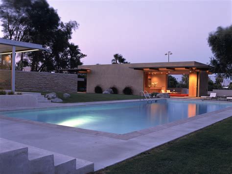 Marmol Radziner - Harris Pool House