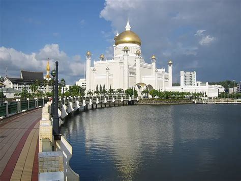 Brunei Facts for Kids