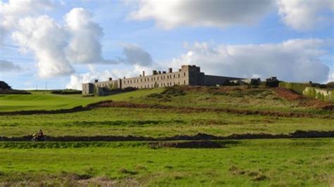 Alderney Fort Tourgis clean-up in tourist boost plan - BBC News