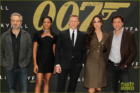 Daniel Craig: 'Skyfall' Photo Call in New York City!: Photo 2738557 ...