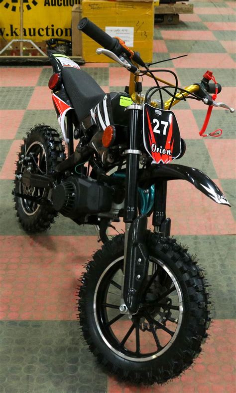 NEW 49cc TWO STROKE MINI BIKE IN CRATE RED/BLK