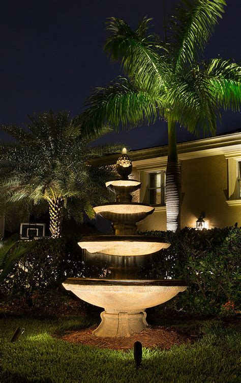 Landscape Lighting Ideas for the Front Yard of Your Home