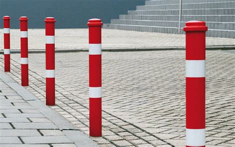 Traffic barrier pole steel | VelopA