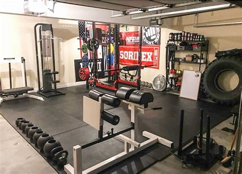 How to Build a Powerlifting Home Gym | Garage Gym Reviews | Home gym ...