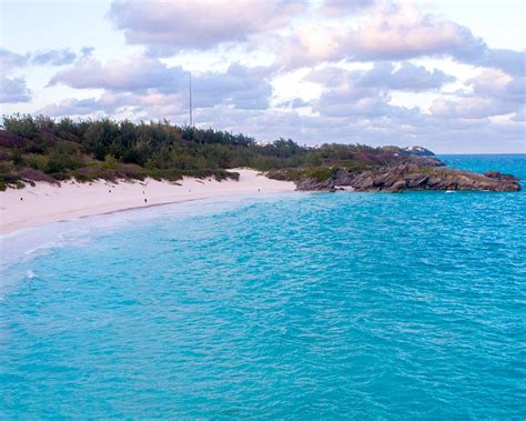 In Search of the Best Bermuda Beach - Wandering Wagars