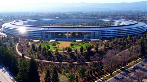 Latest Apple Park drone footage shows landscaping & final touches ...