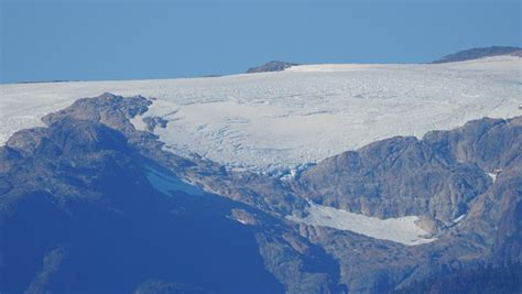 Comox Glacier Ice Loss 2013 to 2019 – The Utopian