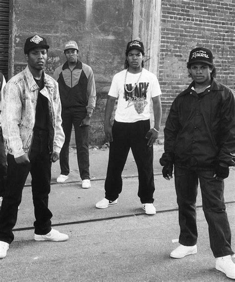 HIPDONTHOP / MC Ren, Dr. Dre, Ice Cube & Eazy-E: 1980′s.