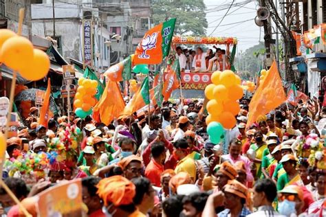 Reduced to 75 in West Bengal, Why BJP Failed to Live Up to Its 2019 Lok Sabha Performance - News18