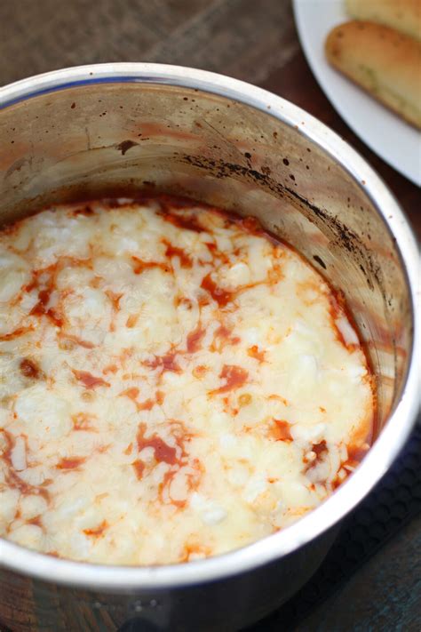 Olive Garden Lasagna Dip - 365 Days of Slow Cooking and Pressure Cooking