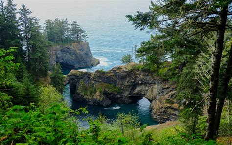 Expose Nature: Natural Bridges, Oregon Coast, US [OC] [3587x2253]