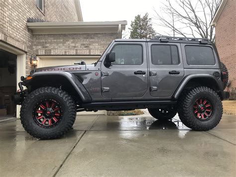 Jeep Wrangler 3.5 Inch Lift 37 Inch Tires