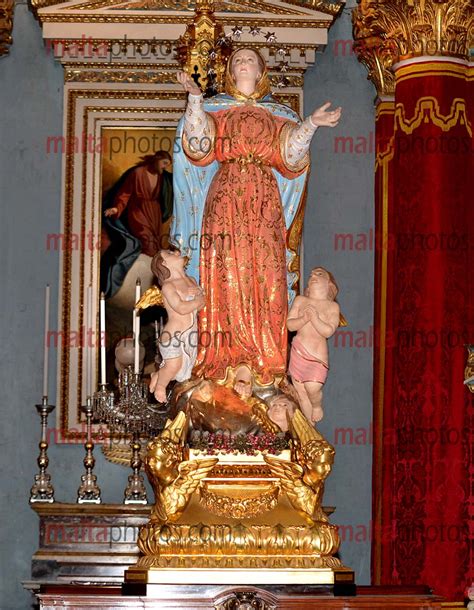 Mosta Parish Church Santa Maria Marija Statue Vara - Malta Photos