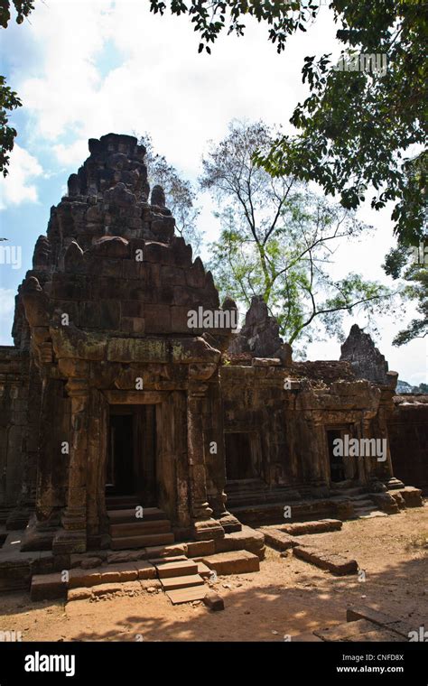 Angkor Bayon Temple Stock Photo - Alamy