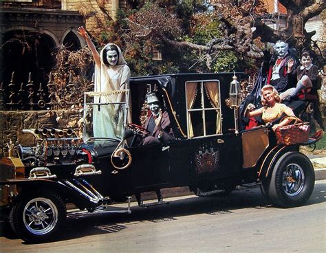 The Munsters Koach mobile | Tv cars, Cars movie, The munster