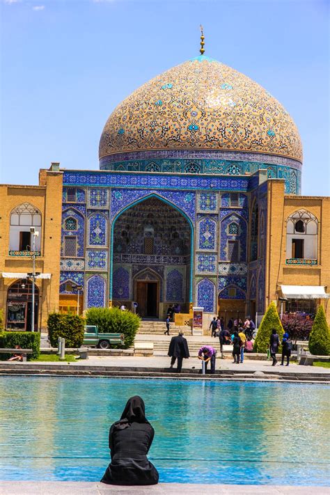 Esfahan (The Most Beautiful City In The World)