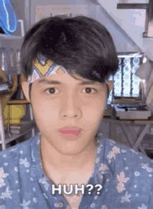 Elijah Canlas Gameboys GIF - Elijah Canlas Gameboys Elikoy - Discover & Share GIFs