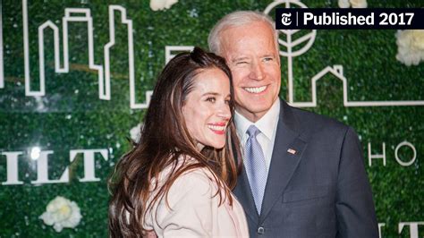 Joe Biden Drops by a Fashion Party. The Reason? His Daughter. - The New ...