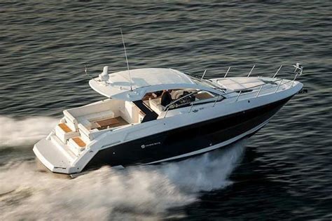 New 2022 Cruisers Yachts 39 Express Coupe, 75067 Lewisville - Boat Trader