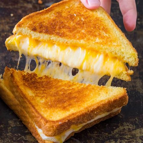 Grilled Cheese Sandwich Recipe (VIDEO) - NatashasKitchen.com